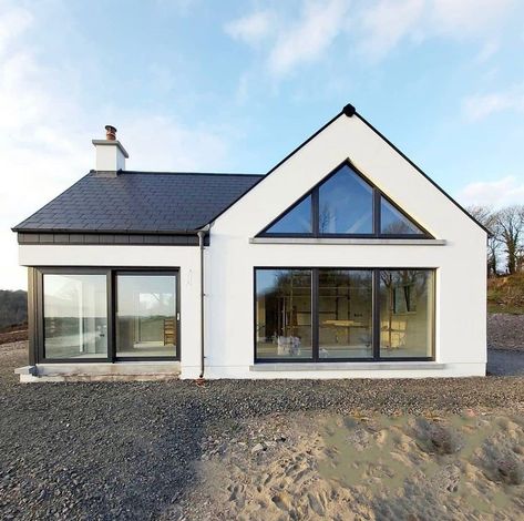 Irish House Plans, House Plans Ireland, Sip House, Contemporary Bungalow, House Designs Ireland, Bungalow Extensions, Modern Bungalow Exterior, Irish Houses, Cottage Designs