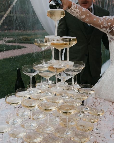 Because who doesn’t love a champagne tower? It only took six whole bottles to fill up this five layer tower!🥂 #champangetower #cheers #brideandgroom 📸: @danikeanephotography Venue: @biltmoreestate Martini Tower Wedding, Victorian Chateau, Drink Tower, Champagne Ideas, Biltmore Estate Wedding, Champagne Tower Wedding, Chapel Roan, Becoming An Event Planner, Clare Valley