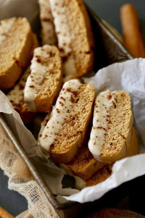 Chai Spiced Biscotti, Chai Biscotti Recipe, Sourdough Biscotti, Spiced Biscotti, Best Biscotti Recipe, Biscotti Flavors, Easy Biscotti Recipe, Biscotti Recipes, Pastry Ideas