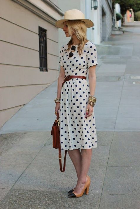 Shop this look on Lookastic:  https://lookastic.com/women/looks/midi-dress-pumps-backpack-hat-belt-sunglasses-bracelet/11279  — White Polka Dot Midi Dress  — Beige Straw Hat  — Black and Gold Sunglasses  — Dark Brown Leather Belt  — Gold Bracelet  — Dark Brown Leather Backpack  — Black and Tan Leather Pumps Sukienki Maksi, Modest Summer Outfits, Retro Mode, Summer Outfit Inspiration, Inspired Outfits, Mode Vintage, Mode Inspiration, Looks Vintage, Polka Dot Dress