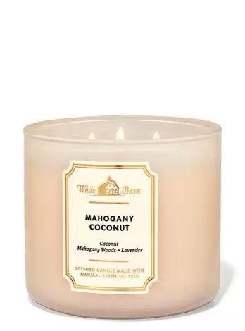 Mahogany Coconut, Large Scented Candles, White Barn Candle, Candle Obsession, Lavender Scented Candle, Coconut Candle, Bath Body Works Candles, Bath Candles, White Barn