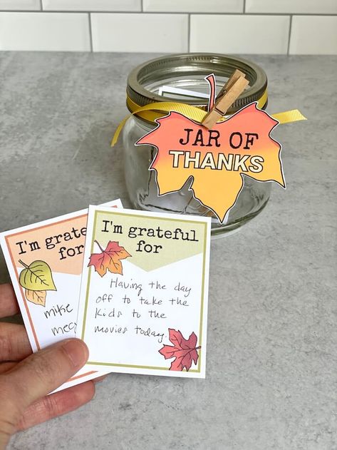 Gratitude Leaves Printable, Thankful Jars For Kids, Thankful Jar Ideas, Gratitude Jar Ideas, Gratitude Jar Printable, Stop Coughing At Night, Night Gratitude, Kardashian Salad, Thankful Jar