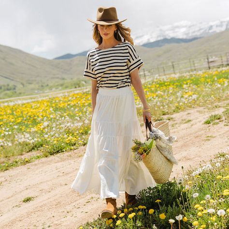 Tiered skirt outfit