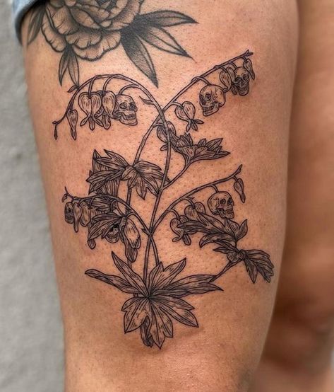 Fly Tattoos, Pony Reinhardt, Heart Flower Tattoo, Grandma Tattoos, Earthy Tattoos, Nyc Tattoo, Shape Tattoo, Plant Tattoo, Tattoos Women