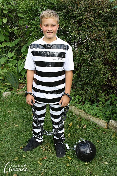 Chances are...several of you will be looking for some easy and cute Halloween ideas too! Prisoner Outfit, Easy Ghost Costume, Jailbird Costume, Convict Costume, Halloween Prisoner Costume, Prisoner Costume, Clever Costumes, Lego Costume, Halloween Costumes To Make