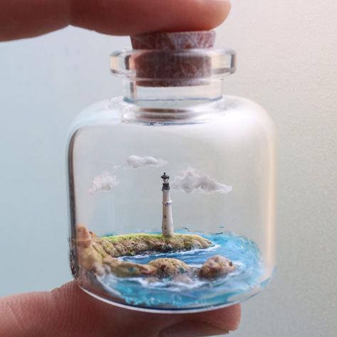 the world in a bottle ^o^ (@nj_huang) • Foton och videor på Instagram Miniature Lighthouse, Tiny Jars, Jar Art, Clownfish, Diy Watercolor Painting, Miniature Bottles, Bottle Jewelry, Miniature Rooms, Glass Bottle Crafts