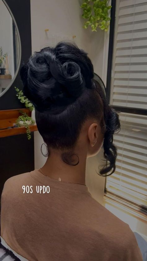 Up Black Hairstyles, 90s Updo Hairstyles, 90s Updo, Black Brides Hairstyles, Hairstyles Bride, Black Wedding Hairstyles, Hair Colorful, Sleek Ponytail Hairstyles, Color Hairstyles