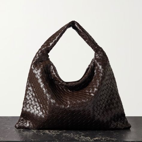 Bottega Veneta Bag Tote, Bottega Bag, Bottega Veneta Bag, Beauty Finds, Bottega Veneta Intrecciato, Designer Totes, Raffia Bag, Large Shoulder Bags, Youthful Skin