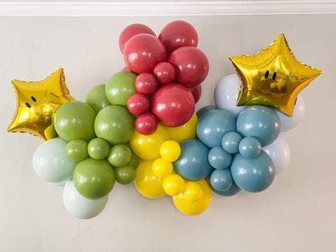 Classic Nintendo Birthday Party, Retro Mario Birthday Party, Super Mario Birthday Balloons, Super Mario Bros Balloons, Mario Bro Balloon Garland, 1st Birthday Mario Theme, Mario Brothers Balloon Arch, Modern Super Mario Birthday, Mario Sonic Birthday Party