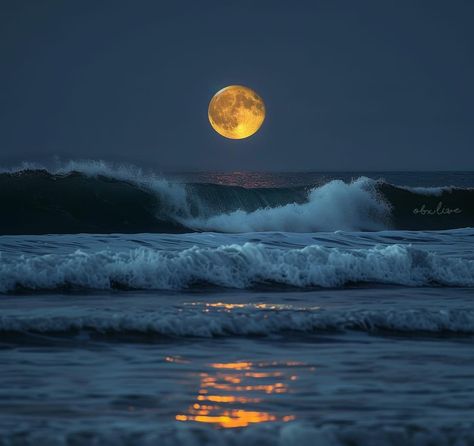 Moonlight On Ocean, Moon And Ocean Aesthetic, Sea At Night Aesthetic, Moon Sea Aesthetic, Night Sea Aesthetic, Moon Aesthetic Dark, Moon And River, Moon And Waves, Moon Over Ocean