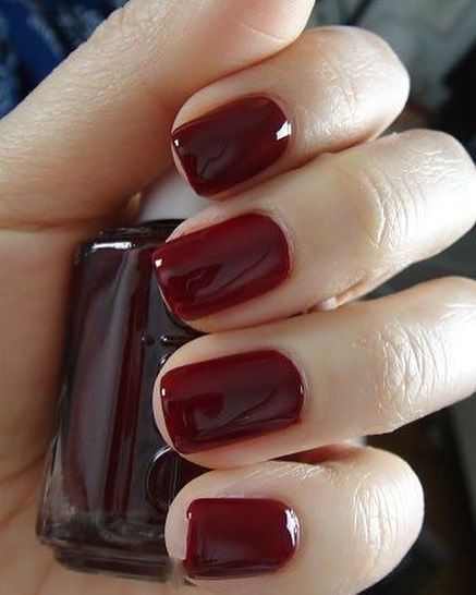 Essie Red Nail Polish, Dark Red Nail Polish, Long Red Nails, New Nail Colors, Red Gel Nails, Dark Red Nails, Best Nails, Fun Nail Colors, Nail Color Trends