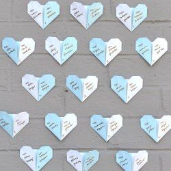 101 Wedding Printables {free} - EverythingEtsy.com Diy Origami Heart, 2014 Wedding Trends, Seating Chart Wedding Diy, Umbrella Cards, Origami Wedding, Cute Origami, Free Wedding Printables, Origami Heart, Paper Backdrop