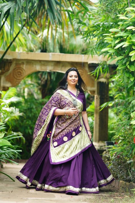 Order this amazing purple chaniya choli set from our instagram page Simple Plain Chaniya Choli, Purple Chaniya Choli For Navratri, Plain Chaniya Choli Designs, Cotton Chaniya Choli Designs, Latest Chaniya Choli Design For Marriage, Purple Chaniya Choli, Simple Chaniya Choli, Navratri Collection 2023, Plain Lehenga