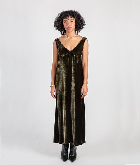 Velvet slip dress with a v-neckline, scalloped trimming, empire waist and a midi hem. Quirky Formal Dress, 90s Grunge Slip Dress, 1920s Inspired Dress, Gold Slip Dress Outfit, Grunge Feminine Style, Velvet Slip Dress Outfit, Slip Dress Styling, Marceline Fashion, Gothic Formal