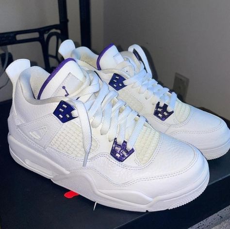 Jordan Brand New Mettalic Purple 4s Purple Jordans 4s, Jordan 4 Purple, Jordan 4 Women, Purple 4s, 4s Jordans, Travis Scott Shoes, Nb Shoes, Nike Air Jordan 8, Jordan 4’s