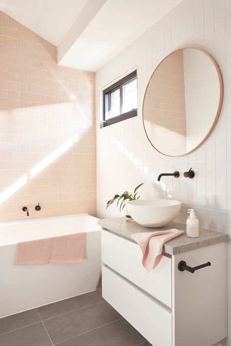 Blush Bathroom, Monochrome Bathroom, Real Homes, Bathroom Images, Gorgeous Bathroom, Bathroom Color, Basement Bathroom, Small Bathroom Design, Simple Bathroom