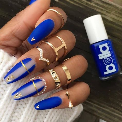 Blue Nail Art Designs, Blue Coffin Nails, Royal Blue Nails, Nagellack Trends, Pretty Nail Colors, Nails Gold, Blue Acrylic Nails, Blue Nail Art, White Acrylic Nails