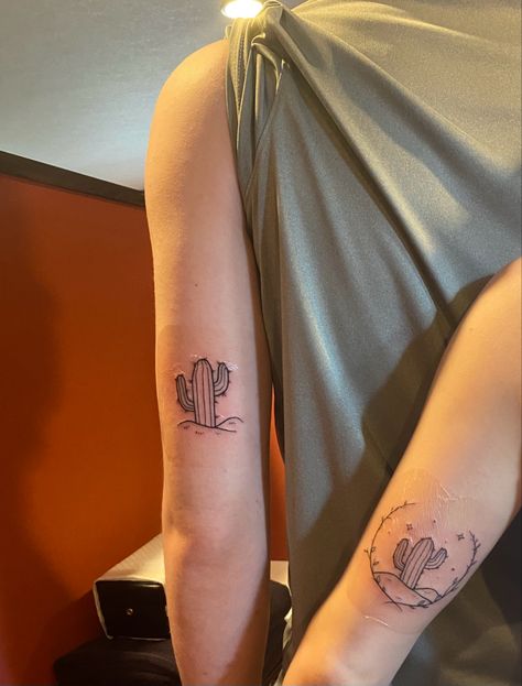 Couples Cactus Tattoos, Cactus Tattoo Ankle, Matching Cactus Tattoos, Siblings Tattoo, Cactus Tattoos, Tattoo Japan, Matching Tats, Cactus Tattoo, Tattoos For Daughters