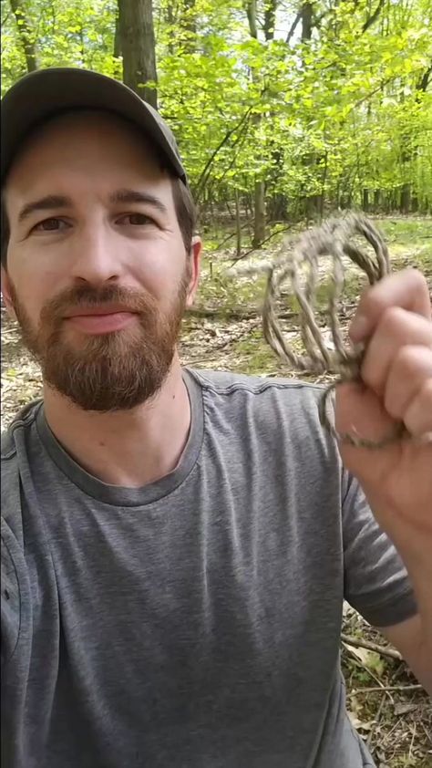 Making natural cordage #fyp #foryou #bushcraft #outdoors #camping #survival #selfreliance #diy #craft | Bushcraft Life | Bushcraft Life · Original audio Natural Cordage, Survival Prep, John Anderson, Net Fishing, Survival Skills Life Hacks, Anderson Cooper, Self Reliance, Camping Tips, Camping Survival