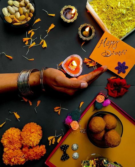 Diwali Flatlay Photography, Diwali Concept Photoshoot, Diwali Faral Photography, Diwali Product Shoot, Mithai Pics, Diwali Shots, Festive Flatlay, Diwali Pics, Diwali Shoot