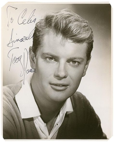 Troy Donahue - Actor. Cremated, Ashes given to family or friend. Troy Doherty, Shadow Of A Doubt 1943, Surya Old Photos, Troy Movie Poster, Don Ameche, Troy Donahue, Retro Stars, Hollywood Glamor, Sandra Dee