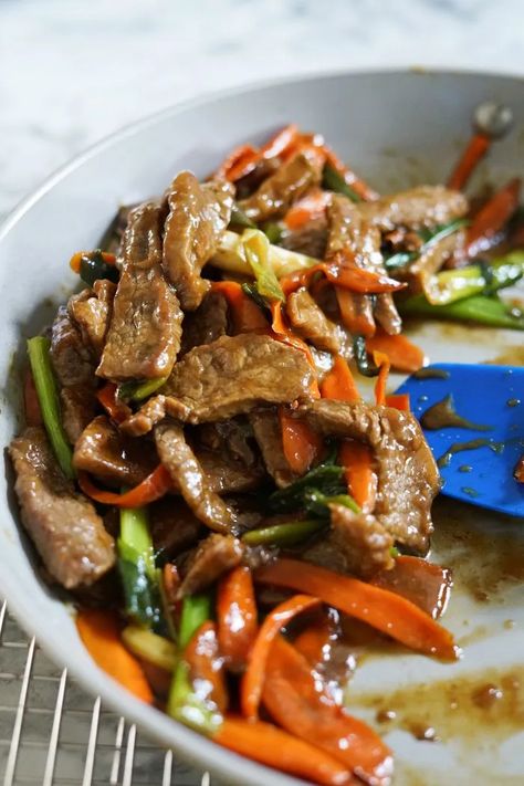 aip mongolian beef 4 Black Pepper Angus Steak, Panda Express Recipes, Korean Glass Noodles, Black Pepper Beef, Angus Steak, Beef Flank, Black Pepper Chicken, Aip Paleo Recipes, Mongolian Beef