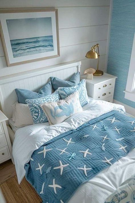 Summer Bedroom Makeover, Blue Room Inspo Aesthetic, Coastal Room Decor, Ocean Room Decor, Coastal Diy, Ocean Themed Bedroom, Beach Room Decor, Beachy Bedroom, Beachy Room Decor