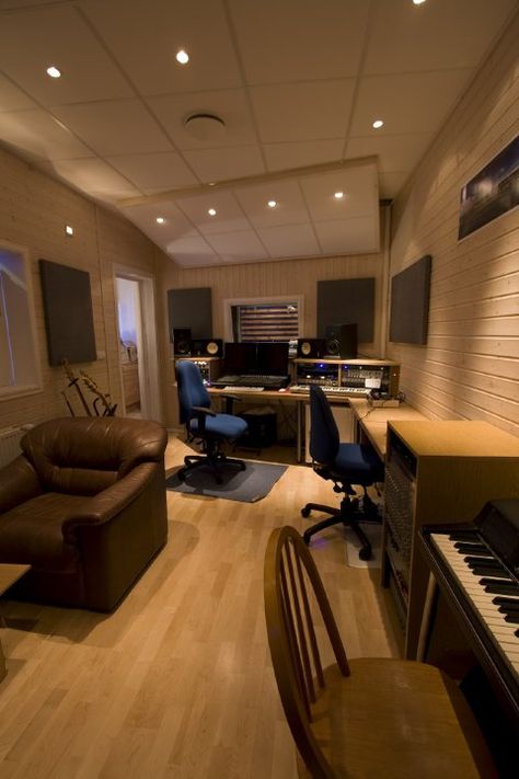 CLEAN AF Music Studios #cleanaf #thatscleanaf #music #studio  http://clean.af Home Recording Studio Setup Ideas, Modern Music Room, Ceiling Paneling, Recording Setup, Music Studio Design, Home Recording Studio Setup, Recording Studio Setup, Home Studio Ideas, Home Music Rooms