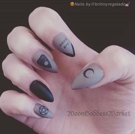 30 pagan Ouija Nail Decals Waterslide Type Mystical Magickal Nail Art Cute, Witch Nails, Witchy Nails, Gothic Nails, Goth Nails, Halloween Nail Art, Nail Polishes, Matte Nails, Gold Nails