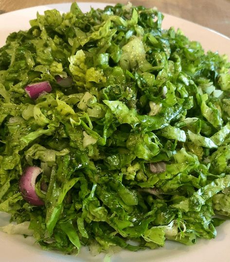 Maroulosalata Kalamata Olives, Fresh Dill, Romaine Lettuce, Red Wine Vinegar, Greek Recipes, Meat Dishes, Nutrition Facts, Lettuce, Quick Easy