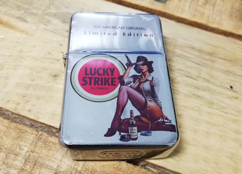 Vintage Lucky Strike Flip top Lighter Windproof Rainproof Petrol Gasoline Cigars Cigarettes Refilled Flip Style Retro Oil Lighters https://www.etsy.com/listing/1247914872/vintage-lucky-strike-flip-top-lighter?utm_source=crowdfire&utm_medium=api&utm_campaign=api Vintage Lighter, Lighter Case, Zippo Lighter, Star Images, Make Happy, Vintage Shop, Vintage Lighting, Cigars, Style Retro