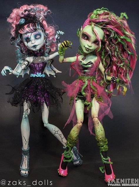 Arte Monster High, Monster High Pictures, Catty Noir, Custom Monster High Dolls, Moster High, Monster High Custom, Doll Aesthetic, Fantasy Art Dolls, Monster High Repaint