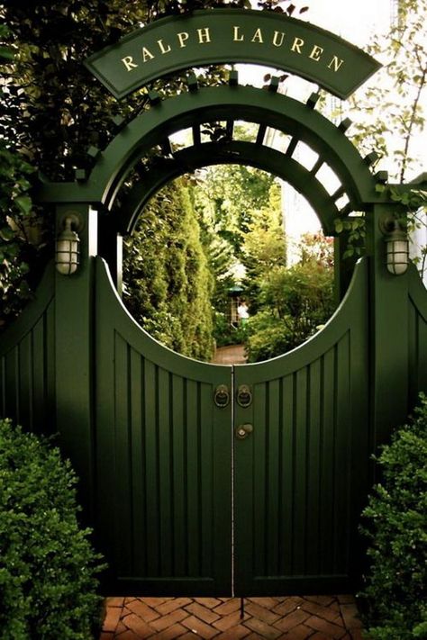 Garden Gate Inspiration Tor Design, Garden Gates And Fencing, Garden Gate Design, Green Gate, Front Gates, Landscape Designs, Have Inspiration, Fence Gate, Garden Gate