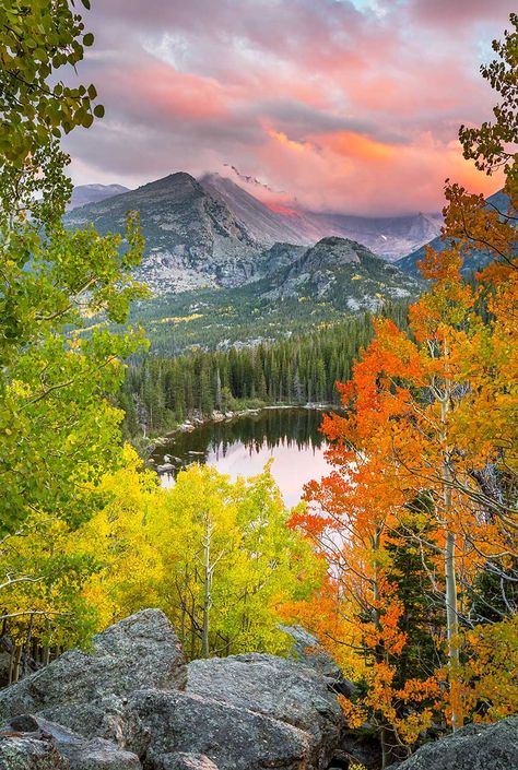 Fall Nature Aesthetic, Fall Homescreen Wallpaper, Mountains In The Fall, Mountain Pics, Fall Mountains, Fall Sunrise, Calming Landscapes, Fall Landscapes, Blonde Abroad