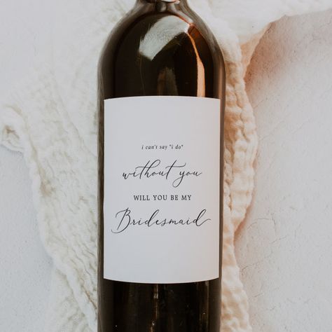 Elegant Bridesmaid Proposal, Bridesmaid Proposal Wine, Cheap Bridesmaid Gifts, Summer Calligraphy, Will You Be My Bridesmaid Gifts, Black Calligraphy, Asking Bridesmaids, Matron Of Honor, Groomsmen Proposal