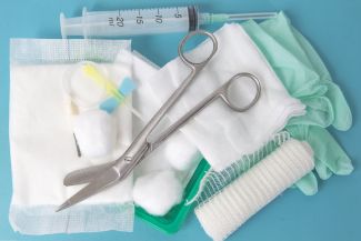 Clean Wound Dressing Change Techniques | Aseptic Dressing Changes Wound Care Nursing, Wound Care Dressings, Clinical Supervision, Reflective Practice, Organ Transplant, Wound Dressing, Holistic Care, Infection Control, Medicine Journal