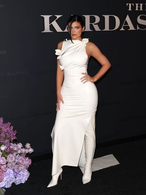 Kylie Jenner Red Carpet, Stylizacje Kylie Jenner, Kylie Jenner Dress, Kylie Jenner Photoshoot, Kylie Jenner Hair, Trajes Kylie Jenner, Kylie Jenner Look, Kylie Jenner Outfits, Kylie Jenner Style