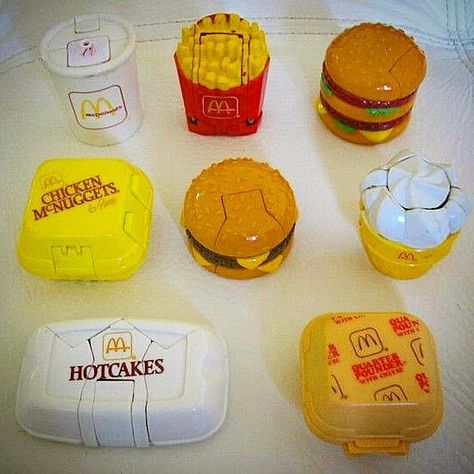 80's/90's Kids Memories! on Instagram: “Were these the greatest Happy Meal Toys ever? #mcdonaldstoys #happymealtoys #mcdonalds #happymeal #90s #nostalgia #childhood #changeables” 80s Mcdonalds, Transformer Toys, Mcdonalds Fast Food, Mcdonald's Toys, Chicken Mcnuggets, Mcdonalds Toys, Tennessee Williams, Back In My Day, Food Toys