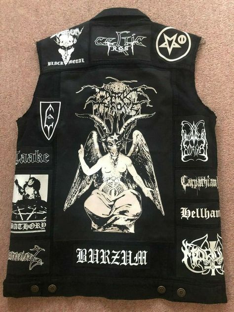 Battle Jacket Ideas Metal, Black Metal Jacket, Black Metal Battle Jacket, Metal Battle Jacket, Metal Vest, Black Metal Fashion, Crust Pants, Spikes Fashion, Metal Patches