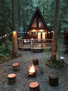 Small Cabin In The Woods, Frame Cabins, A Frame Cabins, Dream Cabin, Frame Cabin, Cozy Cabins, Cabin Home, Little Cabin, A Frame Cabin