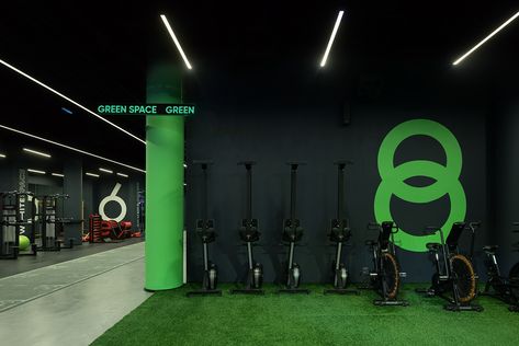 KOMETA BLACK Fitness Club on Behance Fitness Design Gym, Gym Lighting, Gym Design Interior, Green Gym, Gym Club, Gym Interior, Home Gym Design, Ad Magazine, Black Fitness