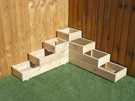 Planter Trough, Decking Patio, Wooden Decking, Deck Planters, Garden Planter Boxes, Tiered Garden, Garden Levels, Diy Raised Garden, Corner Garden