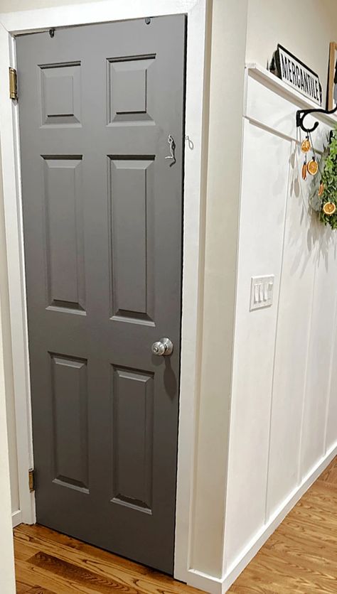 DIY interior door paint Interior Gray Doors, Gray Indoor Doors, Painted Interior Doors Ideas White Trim, Grey Inside Doors, Urban Bronze Door Interiors, Indoor Doors Colors, Best Interior Door Paint Colors, Dark Grey Interior Doors, Interior Door Colors Gray Walls