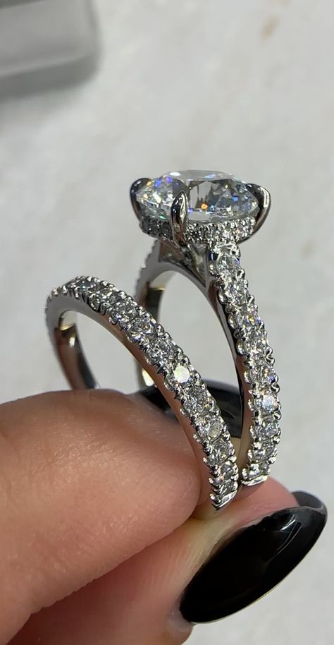 Gorgeous diamond engagement ring and wedding band. 3ct centre stone AGS/GIA certified diamond. Classy Engagement Ring, Set Of Rings, Engagement Ring And Wedding Band, Engagement Ring White Gold, Ring White Gold, Gia Certified Diamonds, Custom Rings, Diamond Engagement Ring, Wedding Band