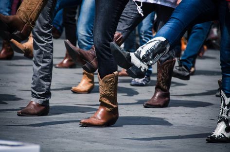 Line Dancing Lessons, Texas Culture, Dancing Outfits, Boot Scootin Boogie, Country Line Dancing, Dancesport Dresses, Country Line, Barn Dance, Dance Boots