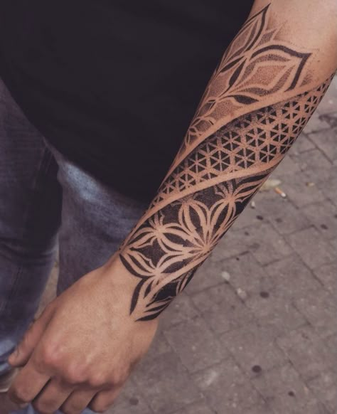 Wrap Around Mandala Tattoo, Flower Of Life Arm Tattoo, Sacred Geometry Arm Sleeve, Mandala Tattoo Butterfly, Mandala Fillers Patterns Tattoo, Patchwork Tattoo Forearm, Geometric Sleeve Tattoo Women, Mandala Tattoo Design For Men, Geometric Forearm Tattoo