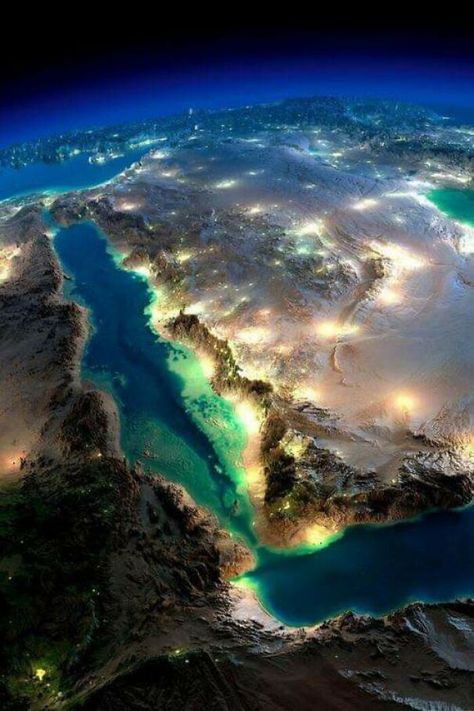 Red Sea From Space Egypt Capital Cities, Jordan Travel, Wadi Rum, Nile River, Pyramids Of Giza, Red Sea, Luxor, Beautiful Tree, Countries Of The World