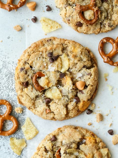 18 Make-Ahead Cookie Dough Recipes You Can Freeze For Later - Brit + Co Freezable Cookie Dough, Cookies You Can Freeze, Freezable Cookies, Creative Cookie Recipes, Freezer Cookies, Sink Cookies, Kitchen Sink Cookies, Completely Delicious, Frozen Cookie Dough