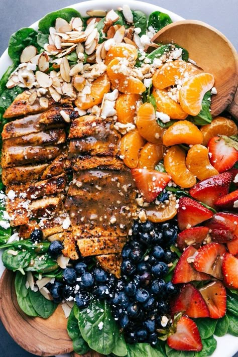 Chicken Spinach Salad, Seasoned Chicken Breast, Spinach Salad With Chicken, Salad With Balsamic Dressing, Chelsea's Messy Apron, Spinach Salad Recipes, Salad With Chicken, Chicken Spinach, Fresh Salad Recipes