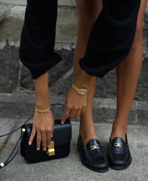 Celine Loafers, Classic Crossbody Bag, Fred Astaire, Looks Chic, Gold Accessories, Fall Shoes, Insta Photo, Knit Shorts, Fashion Essentials